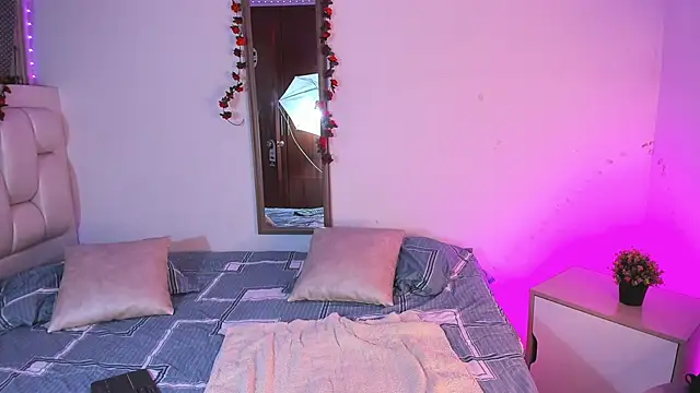 dirty sexx  online show from February 27, 9:37 pm