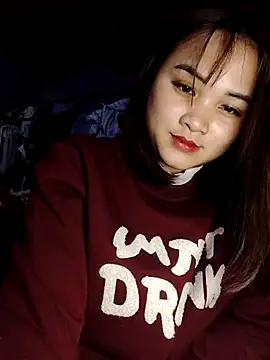 Lisakeem online show from February 10, 4:55 pm