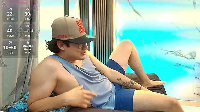 Danner Alaia online show from February 3, 7:41 pm