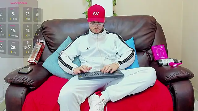 Salvattore Muller online show from March 9, 9:52 pm