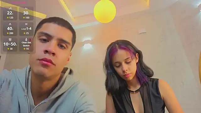 Snapshot of bastian_and_samantha chatting on May 27, 3:47 am bastian and samantha online show from May 27, 3:47 am