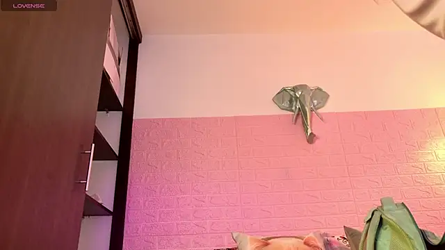 Dulce Stormy online show from February 14, 12:46 pm