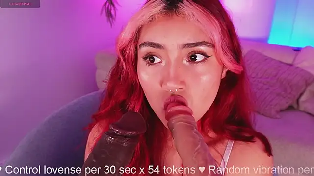 Dakota velvet  online show from February 26, 11:53 am