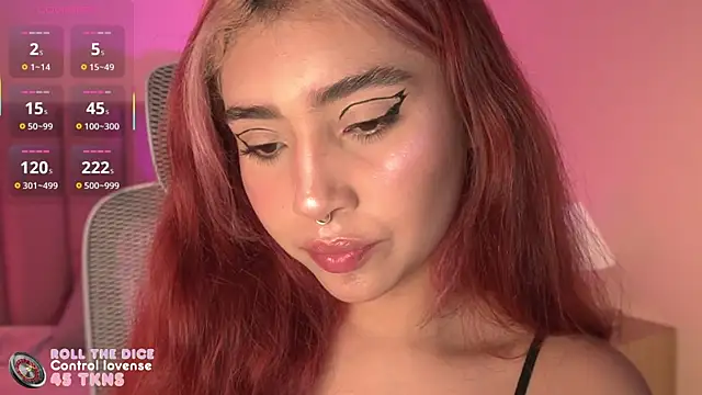 Dakota velvet  online show from April 19, 12:04 pm