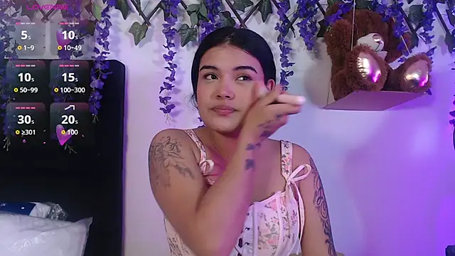 Giannagp online show from April 11, 8:46 pm