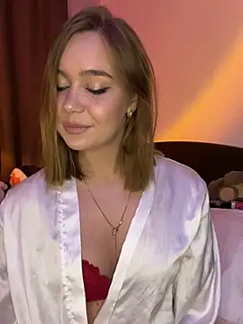 SilverHanna online show from February 1, 11:58 pm