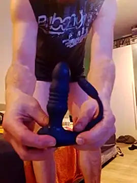 MtotheARKyo online show from February 20, 5:37 am