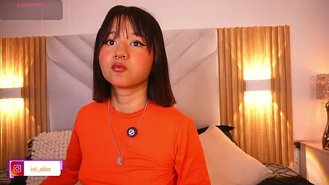 Snapshot of Ivi_Aiko chatting on May 6, 11:21 pm Ivi Aiko online show from May 6, 11:21 pm
