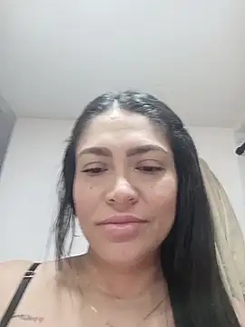 Ina Jody  online show from April 20, 8:10 pm