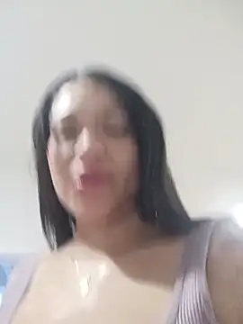 Snapshot of Ina_Jody_ chatting on April 27, 1:03 am Ina Jody online show from April 27, 1:03 am