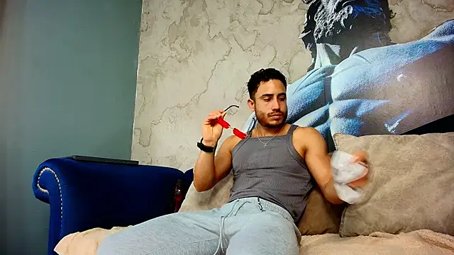 Snapshot of Vans_Ross chatting on June 26, 2:21 pm Vans Ross online show from June 26, 2:21 pm