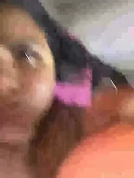 Snapshot of MorenaCariok chatting on May 3, 1:11 am MorenaCariok online show from May 3, 1:11 am