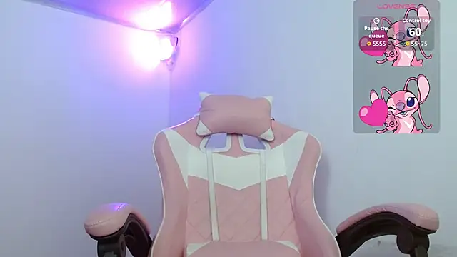 adhara montiel  online show from March 11, 9:32 pm