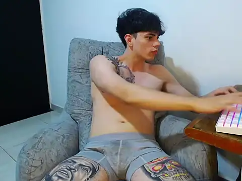 Snapshot of Joshh_miller chatting on February 21, 5:52 am Joshh miller online show from February 21, 5:52 am