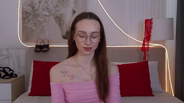 Emily Simon online show from April 13, 4:51 am