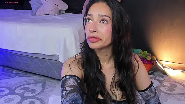 Noaah25  online show from February 15, 4:31 am