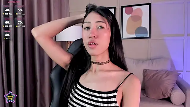 Snapshot of internett_sweetheart chatting on June 16, 5:32 am internett sweetheart online show from June 16, 5:32 am