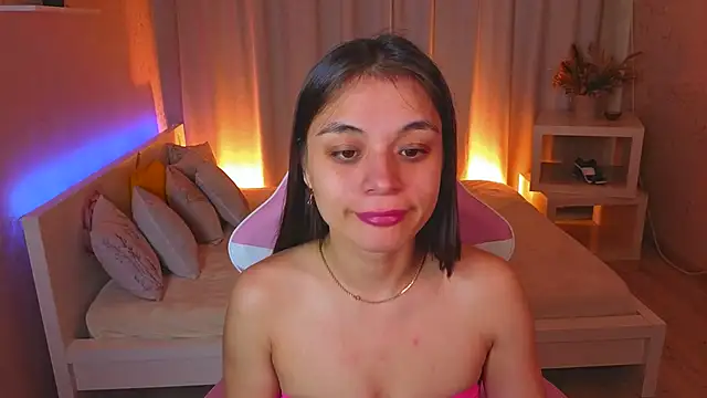 Kim Bless online show from May 30, 1:14 am