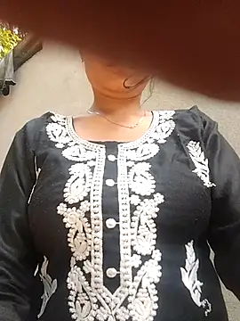 knightqueen12 online show from January 18, 5:55 am