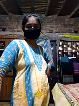 Hot Sweeti online show from April 3, 10:57 am