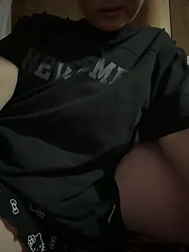 Donna9696 online show from April 7, 1:11 pm