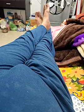 Aafreen999 online show from March 4, 8:20 am