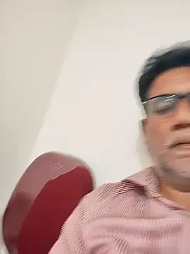 Snapshot of Aafreen999 chatting on April 20, 11:02 am Aafreen999 online show from April 20, 11:02 am