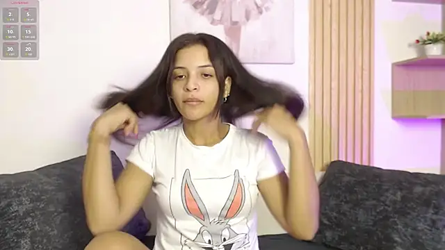 Snapshot of chloe_peach_ chatting on February 12, 12:44 pm chloe peach online show from February 12, 12:44 pm