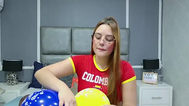 Snapshot of HaileyTims chatting on June 23, 11:19 am HaileyTims online show from June 23, 11:19 am