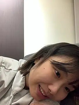 Snapshot of cu003 chatting on August 3, 5:49 pm cu003 online show from August 3, 5:49 pm