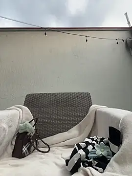 Snapshot of Namii_cute chatting on February 14, 11:51 am Namii cute online show from February 14, 11:51 am