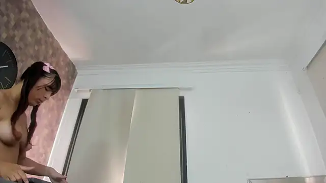 sofia laverde online show from April 14, 6:58 pm