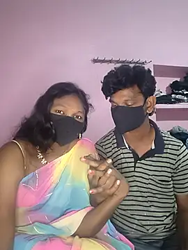 Snapshot of hotcopuleandsweet chatting on February 25, 4:55 am hotcopuleandsweet online show from February 25, 4:55 am