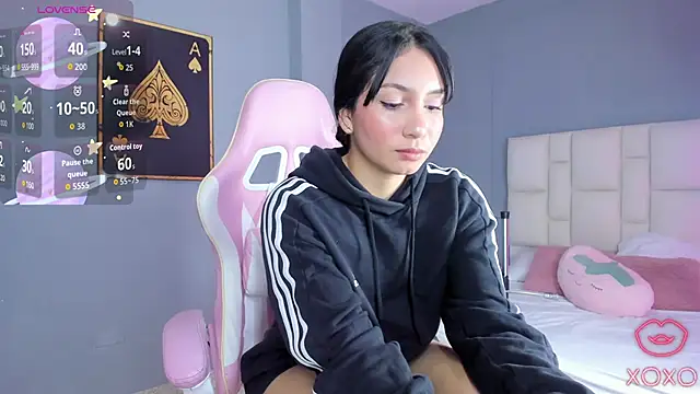 Snapshot of Sofia__Salazar chatting on February 13, 11:50 am Sofia Salazar online show from February 13, 11:50 am