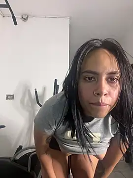 CarolinaRaven online show from April 5, 4:09 am