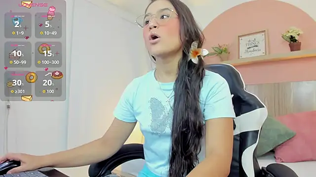 Snapshot of ivette_swan chatting on March 3, 7:31 pm ivette swan online show from March 3, 7:31 pm