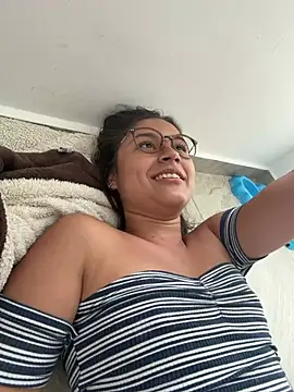 Snapshot of ivette_swan chatting on June 26, 9:52 pm ivette swan online show from June 26, 9:52 pm