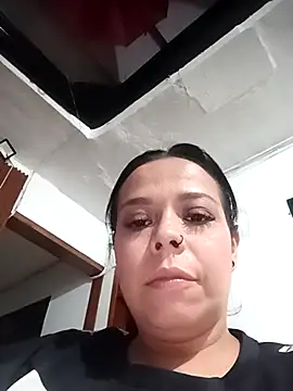 Snapshot of RossyAlvarez chatting on April 27, 11:47 pm RossyAlvarez online show from April 27, 11:47 pm
