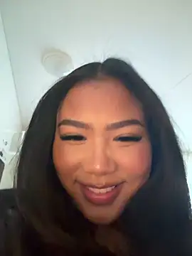 Snapshot of TitiTinyThai chatting on March 25, 4:57 pm TitiTinyThai online show from March 25, 4:57 pm