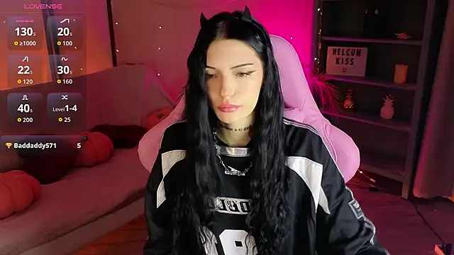 Kelly  Bunny online show from March 23, 5:44 am