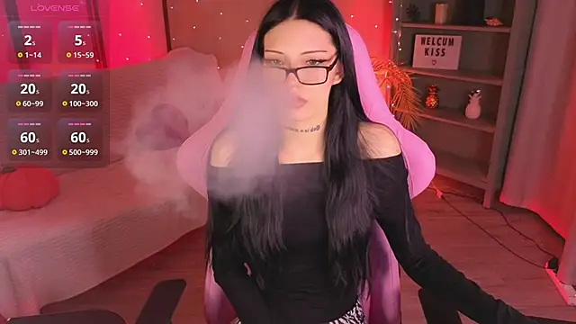 Kelly  Bunny online show from April 17, 5:43 am