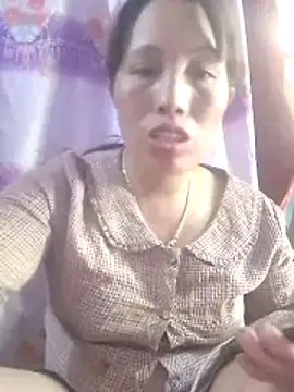 Gummiesu online show from April 9, 6:13 am