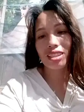 Gummiesu online show from May 21, 6:48 pm