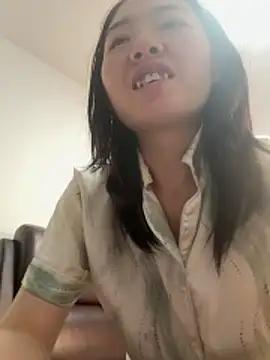 Cheating-wife online show from May 24, 9:14 am
