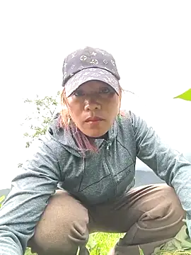 Snapshot of Jooj- chatting on June 16, 8:28 am Jooj- online show from June 16, 8:28 am