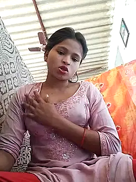 Snapshot of Jyoti_rathor chatting on May 30, 2:08 am Jyoti rathor online show from May 30, 2:08 am
