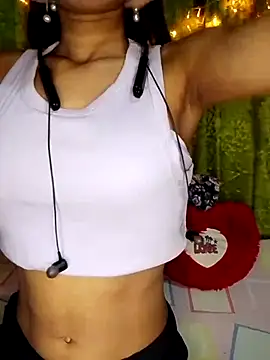 Snapshot of Maliha_Chowdhury chatting on May 1, 2:43 pm Maliha Chowdhury online show from May 1, 2:43 pm