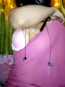 Snapshot of Maliha_Chowdhury chatting on May 8, 6:13 pm Maliha Chowdhury online show from May 8, 6:13 pm