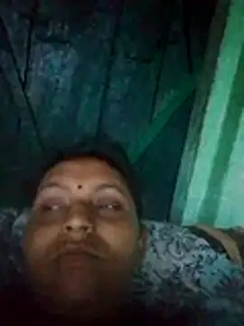 Snapshot of Juli_rathore chatting on June 28, 11:55 pm Juli rathore online show from June 28, 11:55 pm
