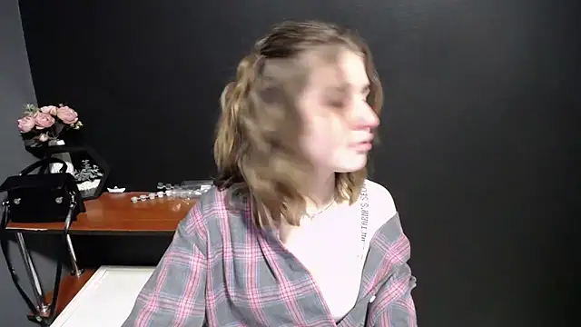 Sunny siren online show from February 8, 2:31 pm